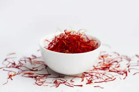 تصویر 3 از زعفران قائنات یک مثقال با تازگی کامل و عطر طبیعی